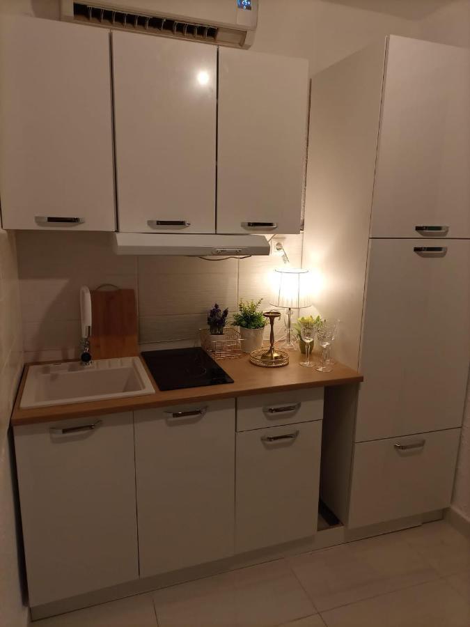 Apartment Jozefina Пореч Екстериор снимка