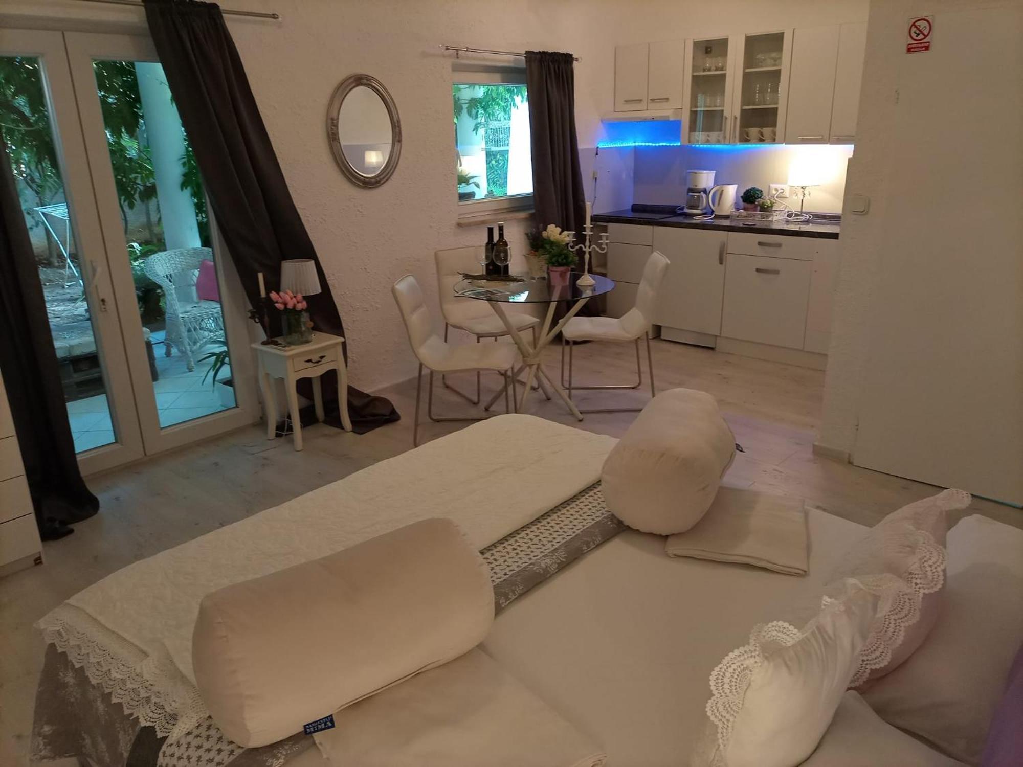 Apartment Jozefina Пореч Екстериор снимка