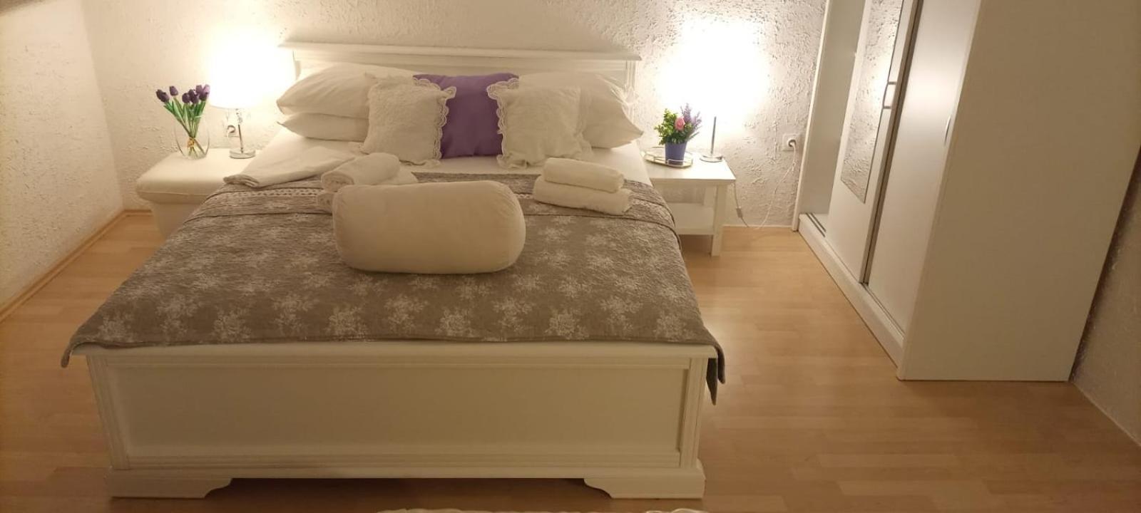 Apartment Jozefina Пореч Екстериор снимка