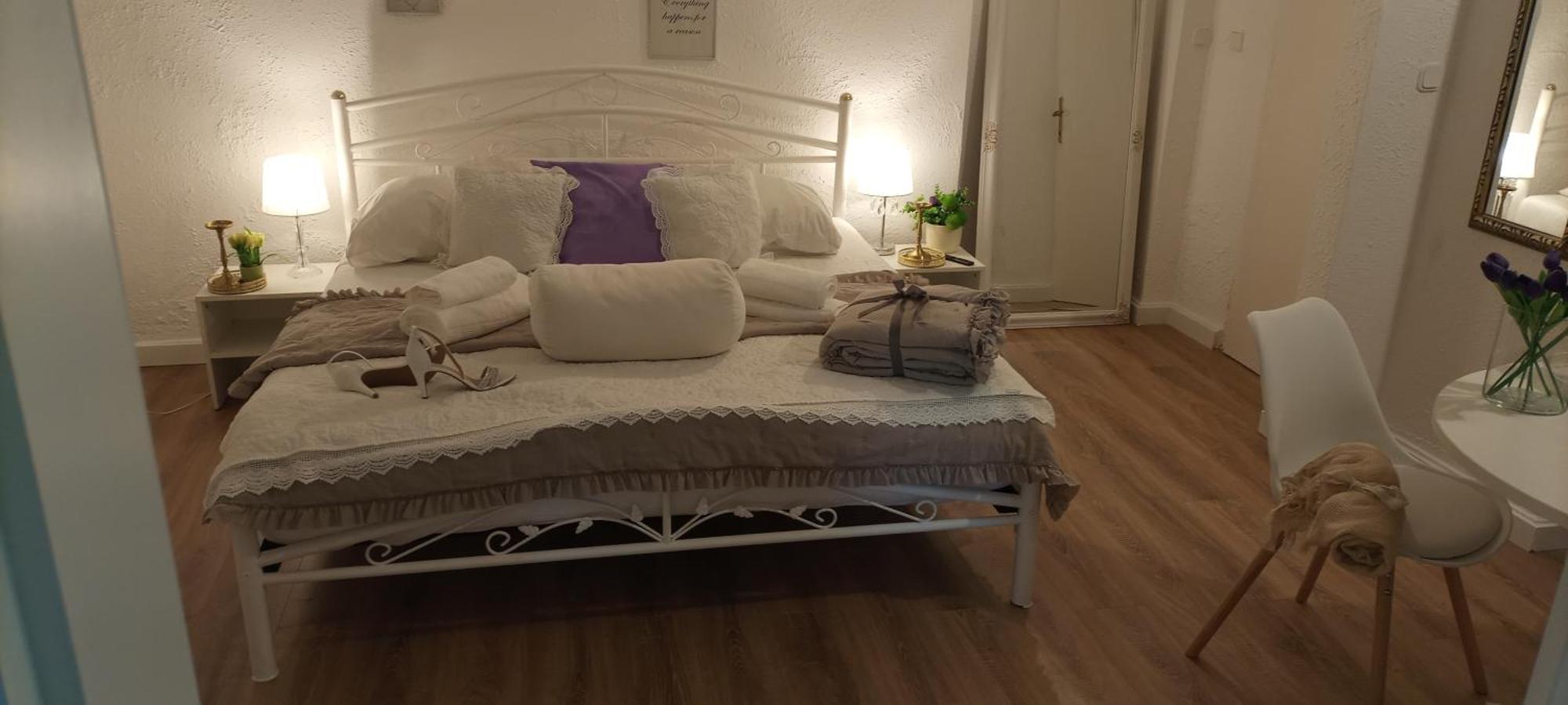 Apartment Jozefina Пореч Екстериор снимка